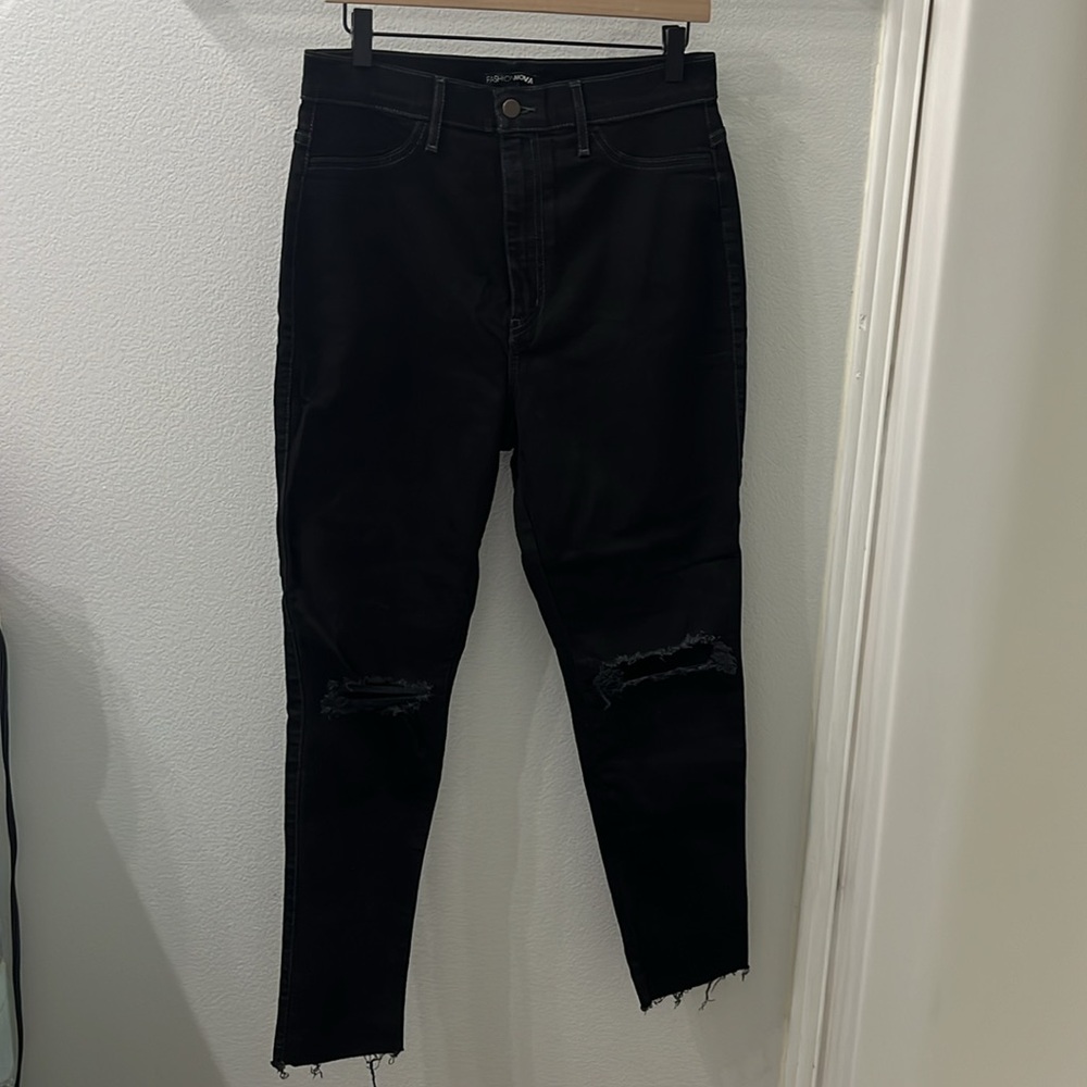 FASHION NOVA -black skinny jeans super stretchy NWT size 15